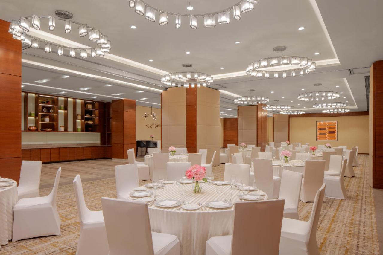 Hyatt Regency Chandīgarh Dış mekan fotoğraf The ballroom