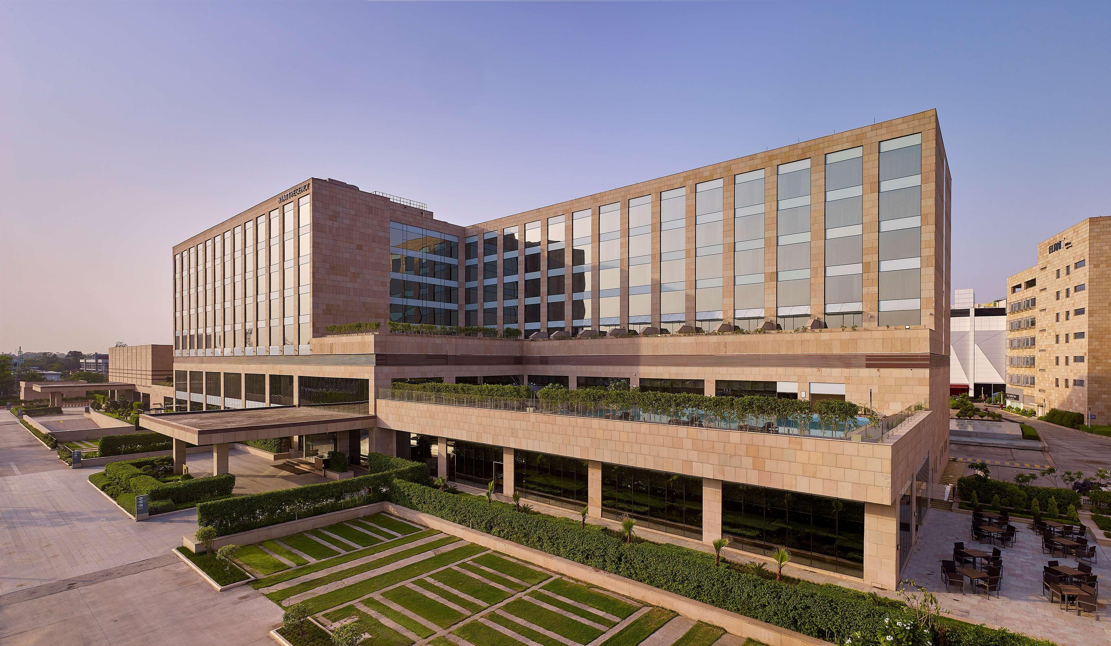Hyatt Regency Chandīgarh Dış mekan fotoğraf The Park, New Delhi