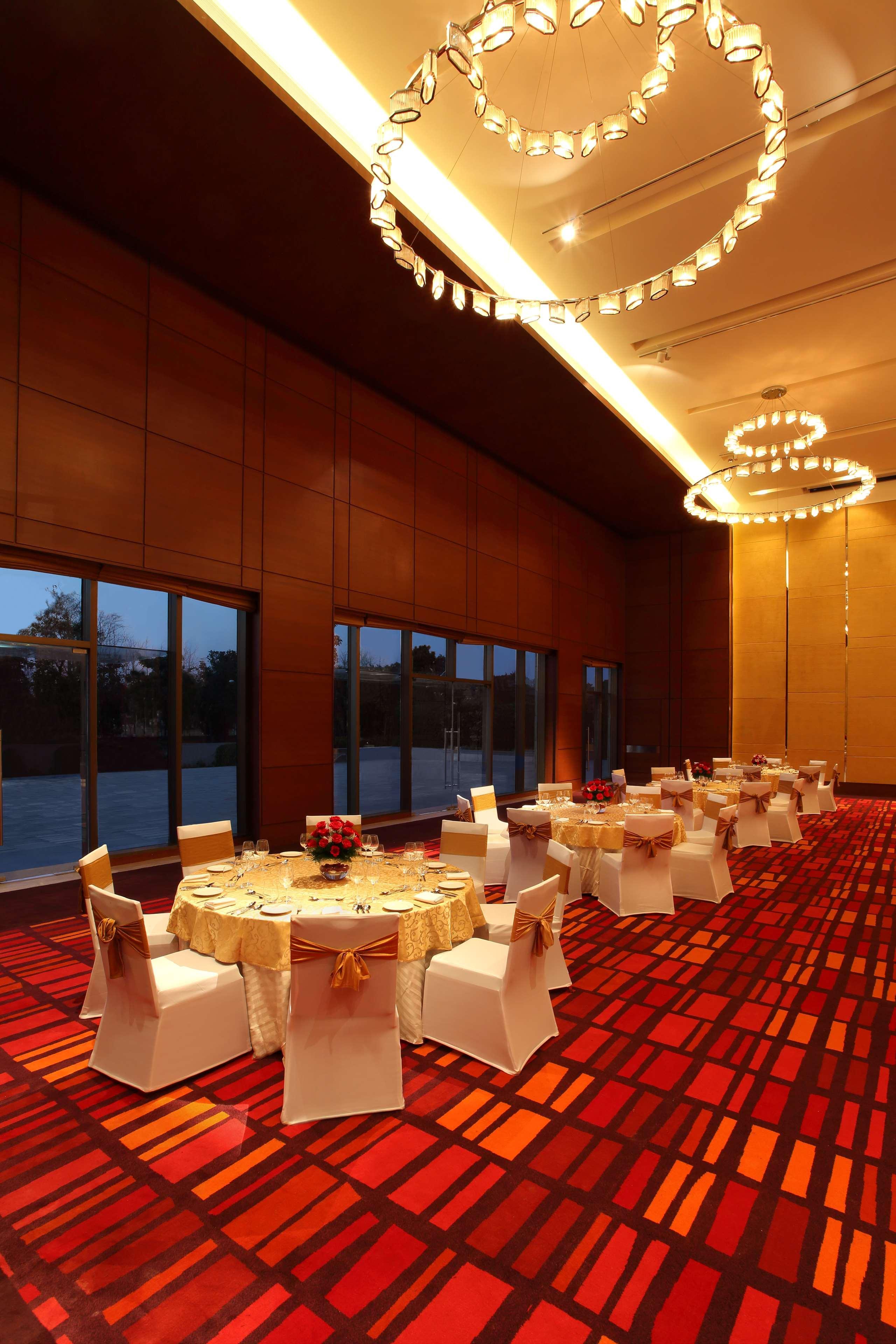 Hyatt Regency Chandīgarh Dış mekan fotoğraf The ballroom