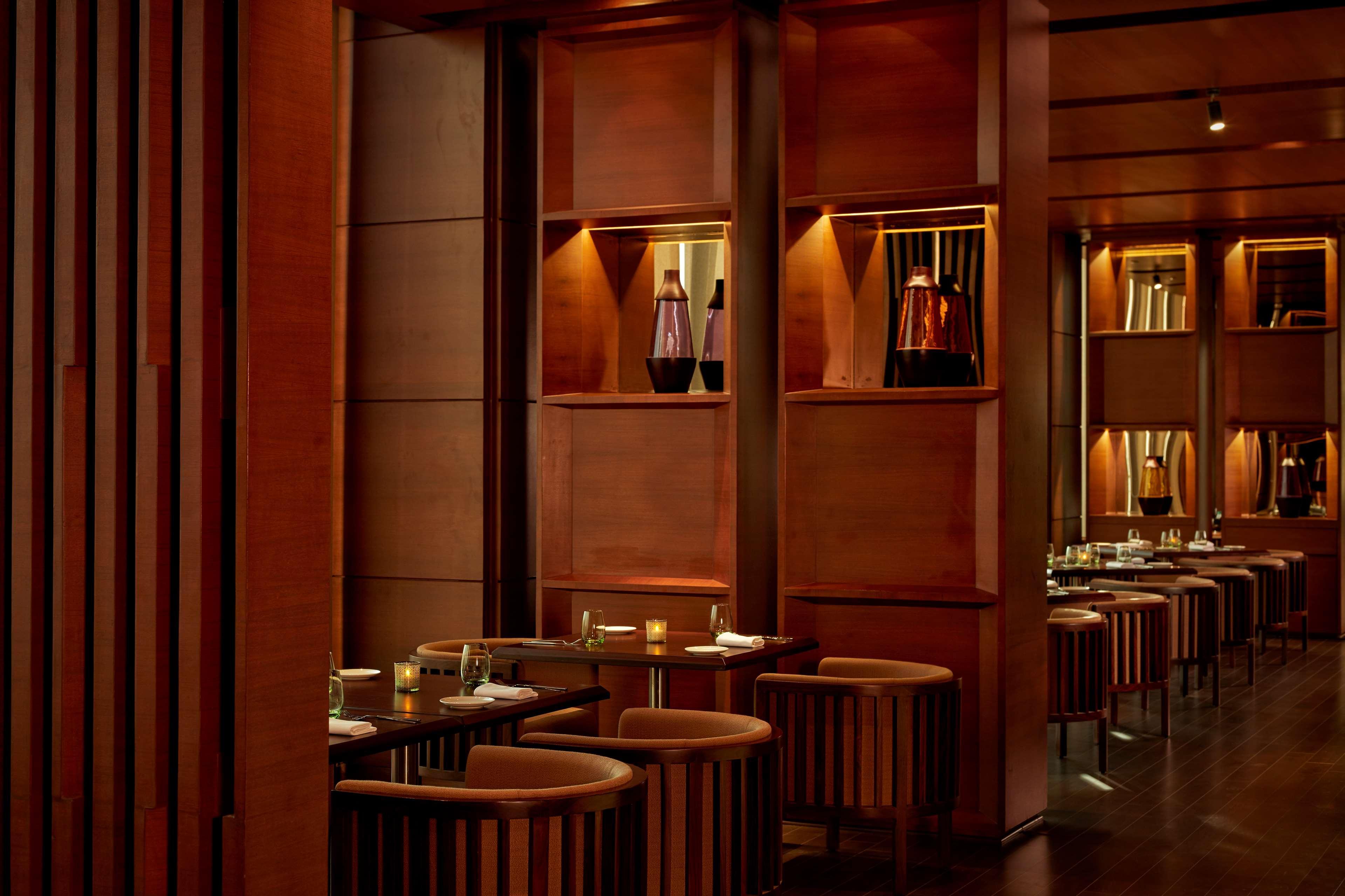 Hyatt Regency Chandīgarh Dış mekan fotoğraf The interior of the restaurant